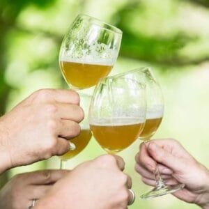 Rundvisning & ⌀lsmagning hos B⌀gedal Brew