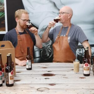 Rundvisning & ⌀lsmagning hos Lille Holmgård Bryghus